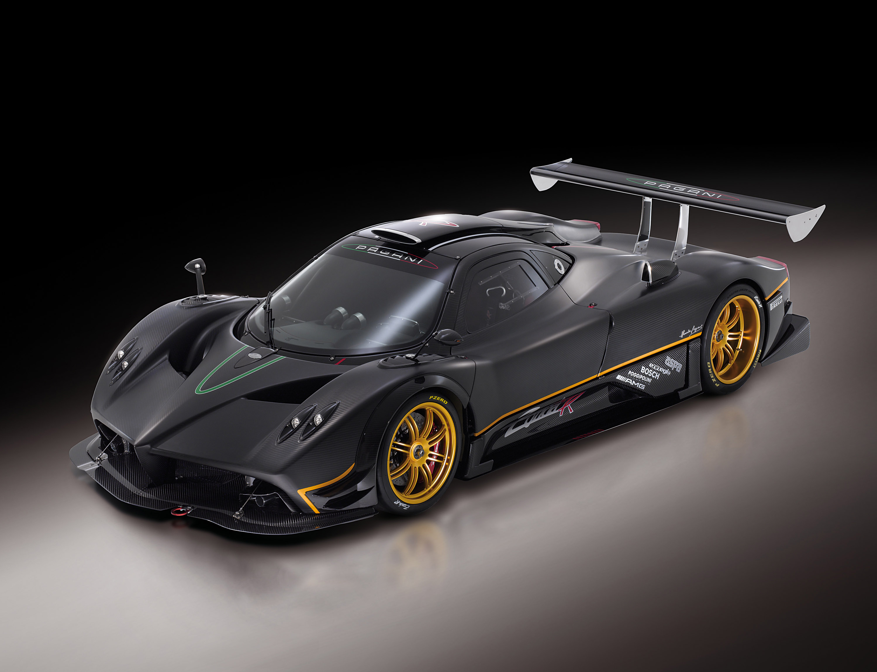 pagani-zonda-r_01.jpg