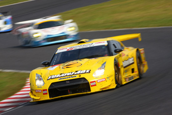 Nissan gtr yellow hat #10