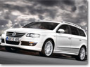 R Line Model Adds Value For Money And Fresh Appeal To Passat Range