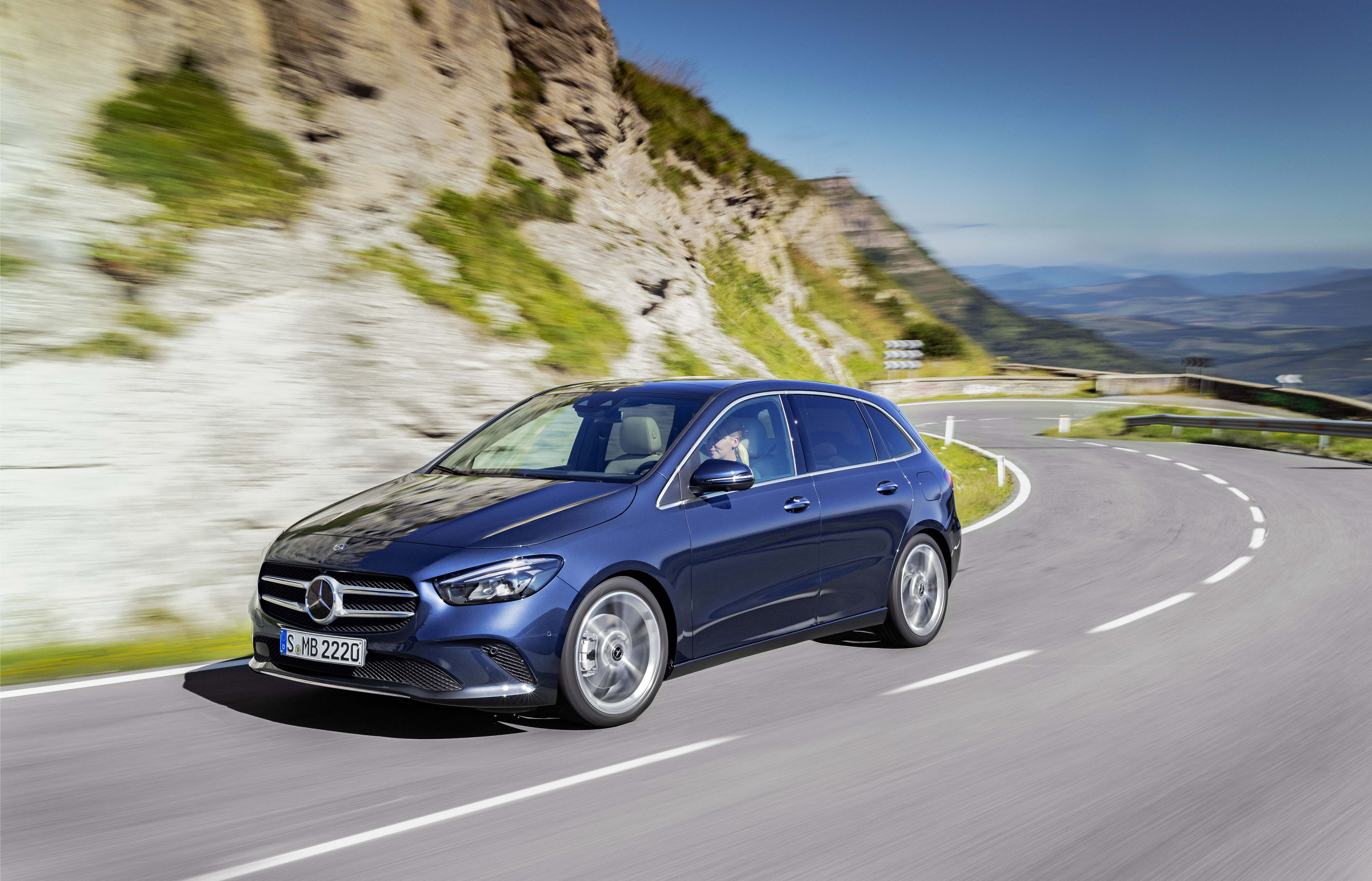 Mercedes Presents New B-Class B 220 D Models