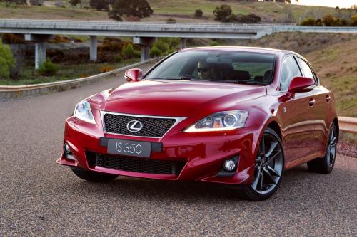 Lexus IS 350 Sedan debuts on the Australian market