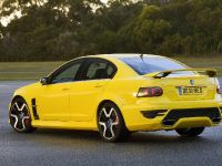Vauxhall VXR8 (2011) - picture 3 of 6