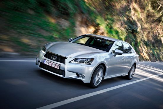 Lexus GS 450h Hybrid (2013) - picture 11 of 43 - 1600x1076