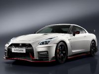 Nissan GT-R NISMO (2017) - picture 2 of 11