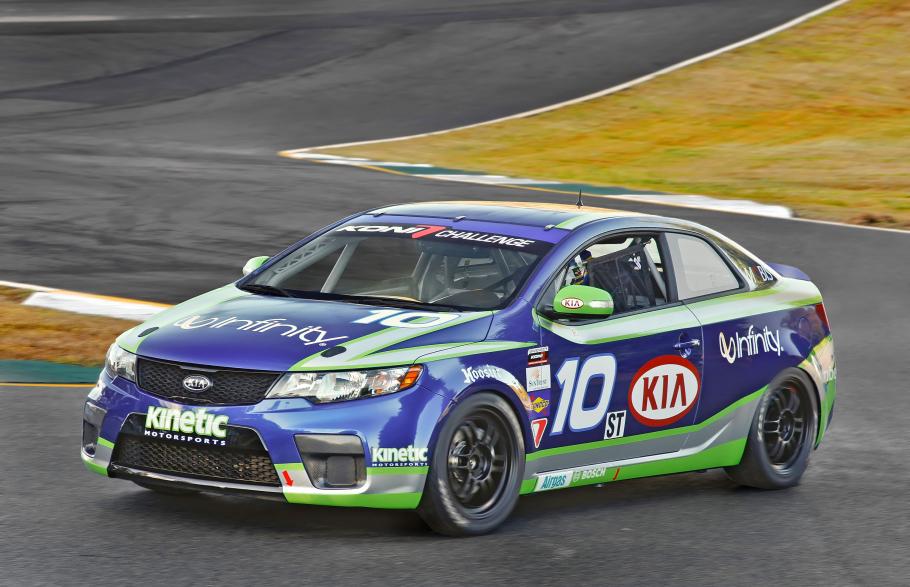 Kia Forte Koup GRAND-AM race car (2010) - picture 3 of 15 - 3000x1938