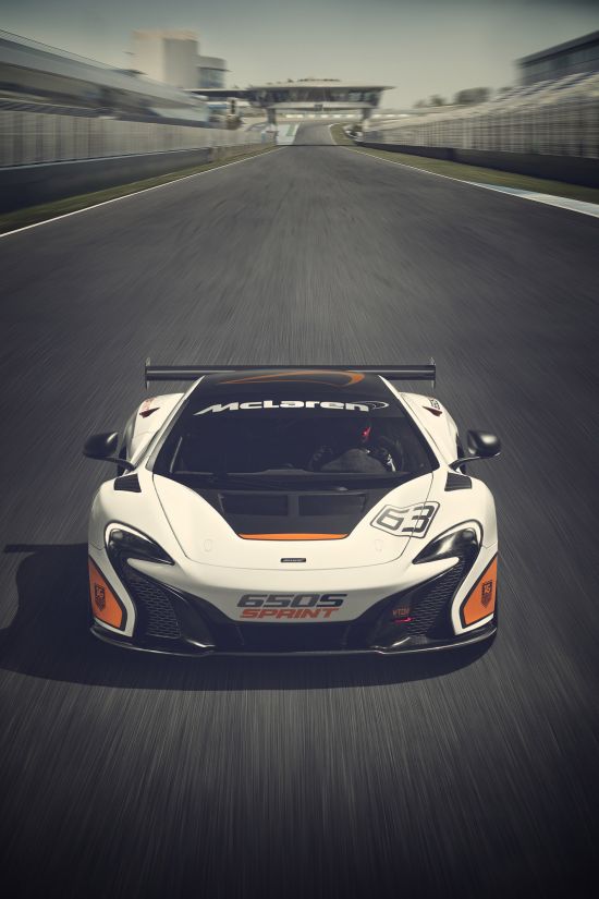 McLaren 650S Sprint (2014) - picture 1 of 3 - 1333x2000