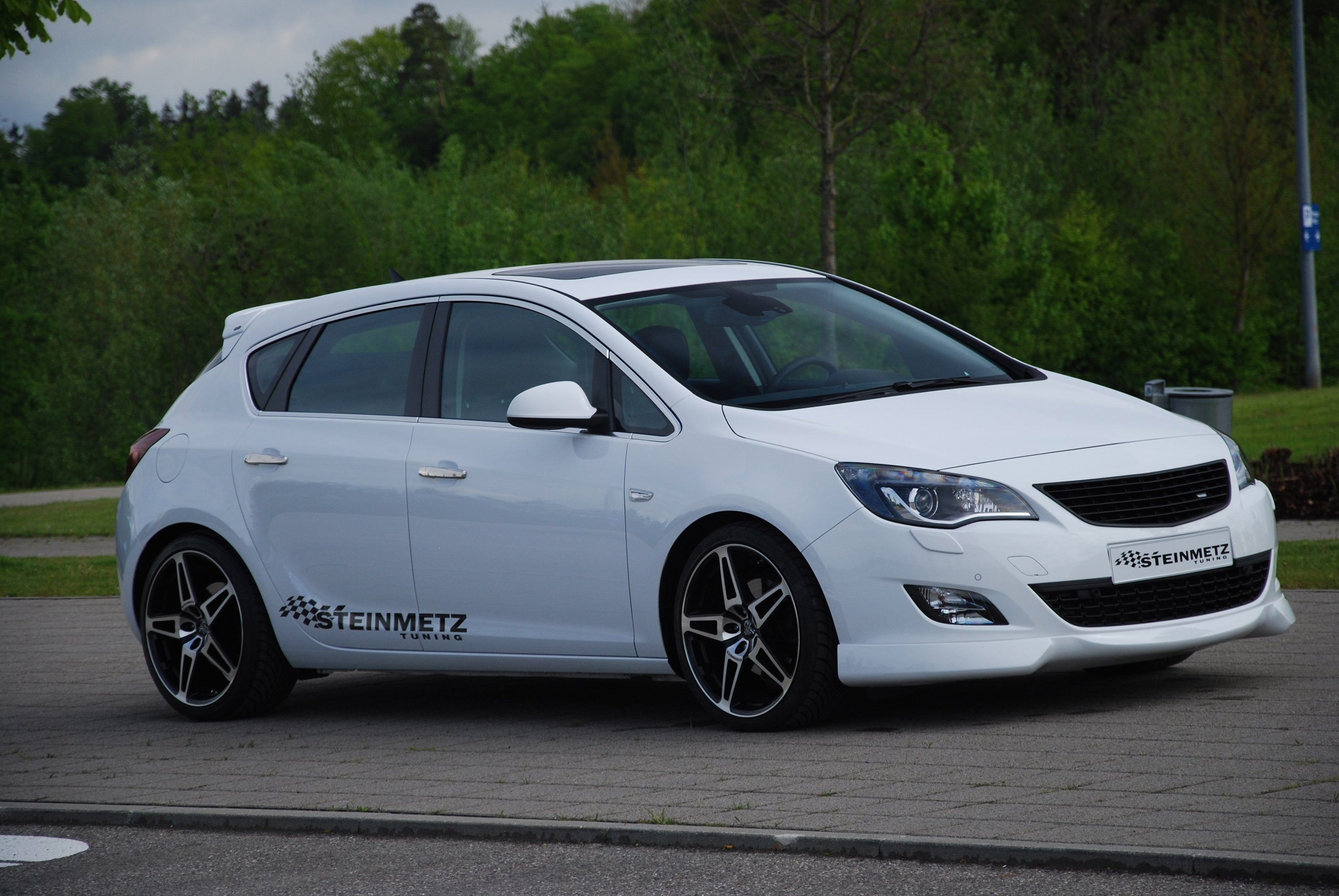 Opel Astra J — Wikipédia