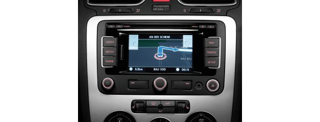 The new radio navigation system RNS 310 is available order for the new Golf