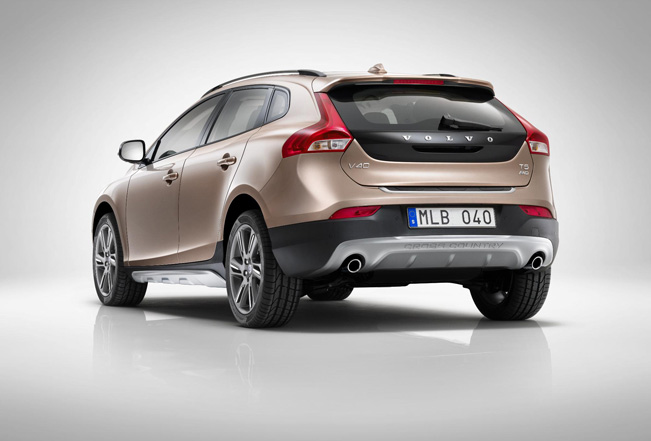 2013 Volvo V40 R-Design and Cross Country - Pricing £22,295 and £22,595