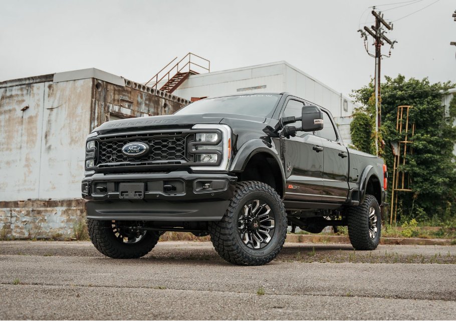 exploring-the-2025-black-widow-lifted-trucks-power-meets-style